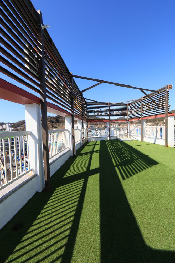 Dorcas Tourist Hostel Tongyeong Exterior foto